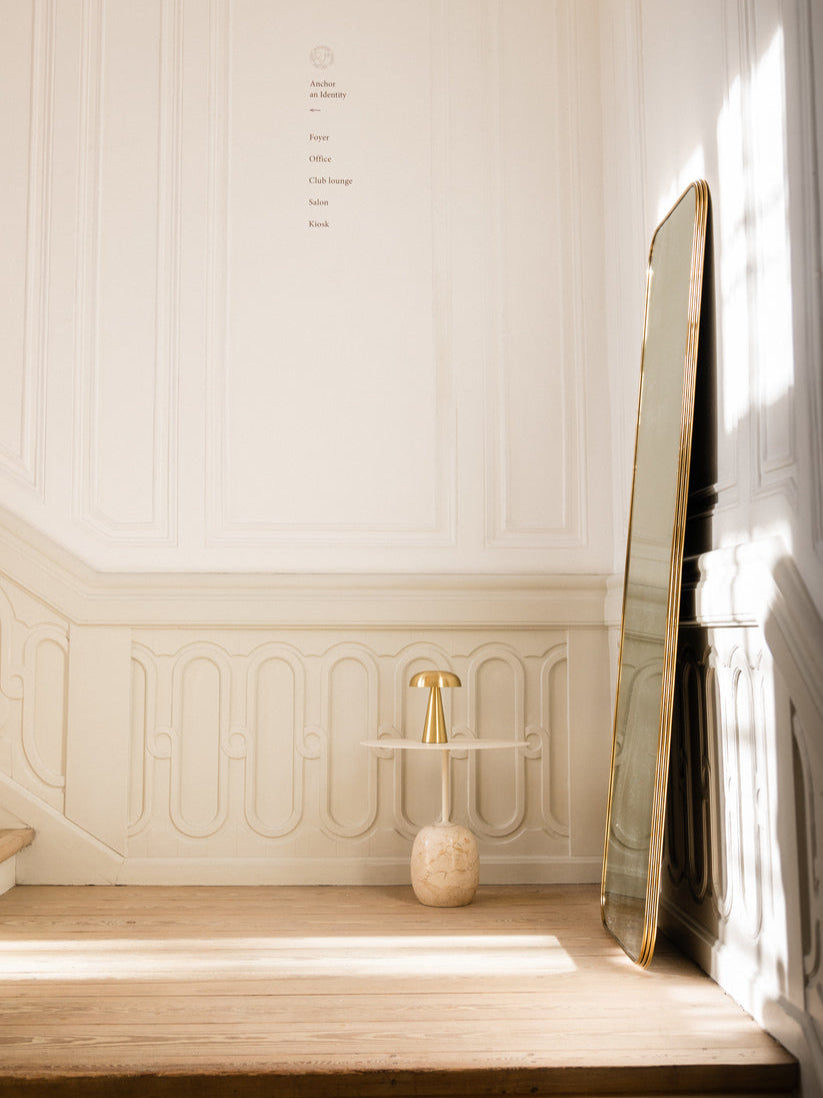 Lato <sup style="font-size:12px;"> LN9 </sup>