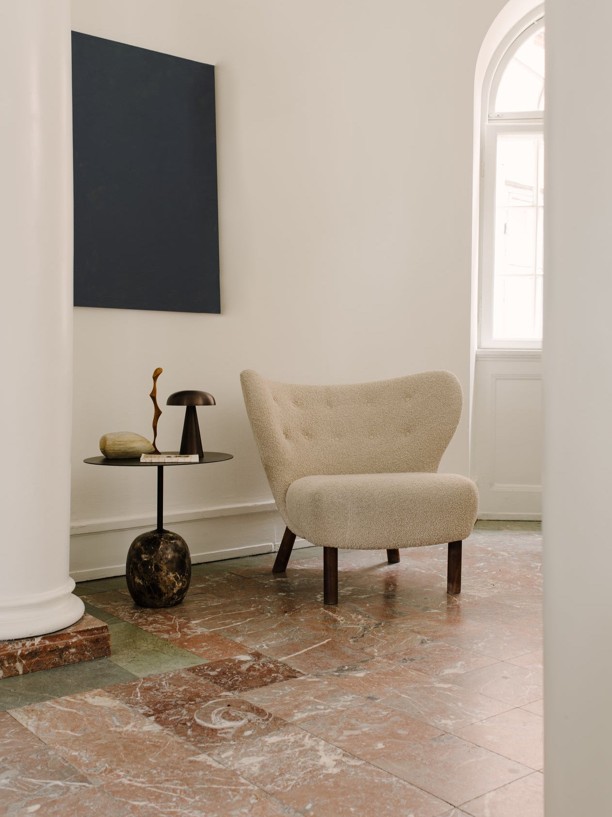 Lato <sup style="font-size:12px;"> LN9 </sup>