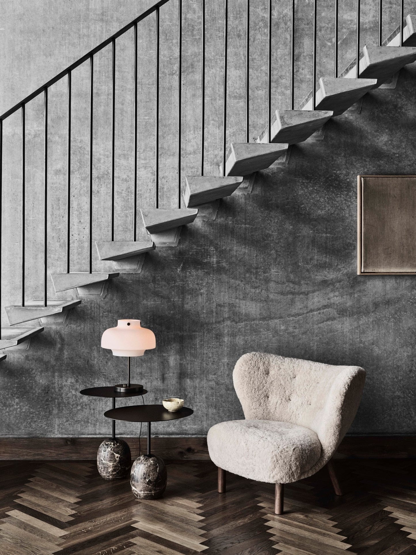 Lato <sup style="font-size:12px;"> LN9 </sup>