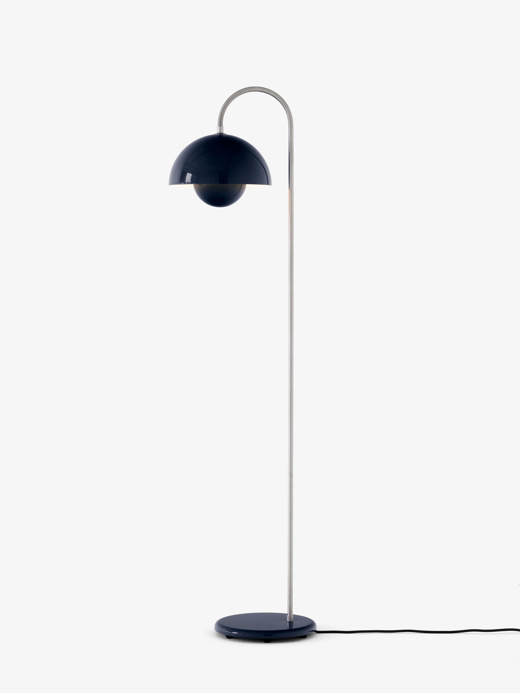 VP12_Steel-Blue_Front_ON.jpg?v 